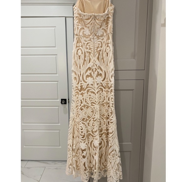 BRAND NEW FORMAL DRESS✨ - Picture 2 of 8